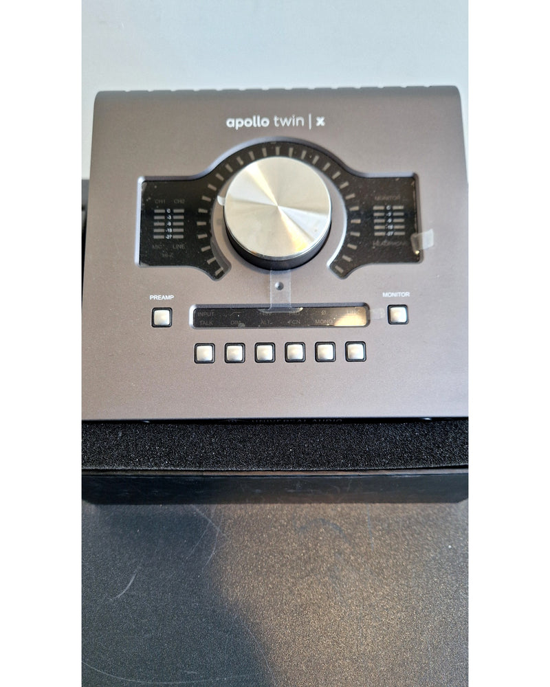 Universal apollo twin x Quad - Audio Interface - Like New w/ Original Box & Manuals - Image 11
