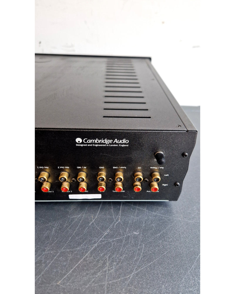 Cambridge Audio Azur 540A - Hi-Fi Amplifier - Black - Excellent w/ remote_control & Manuals - image 12