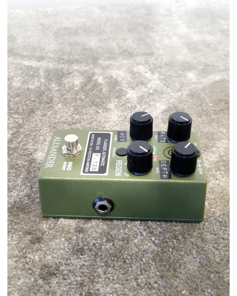 Alexander F-13 Neo - Effects Pedal - Green - Excellent w/ Original Box - Image 9
