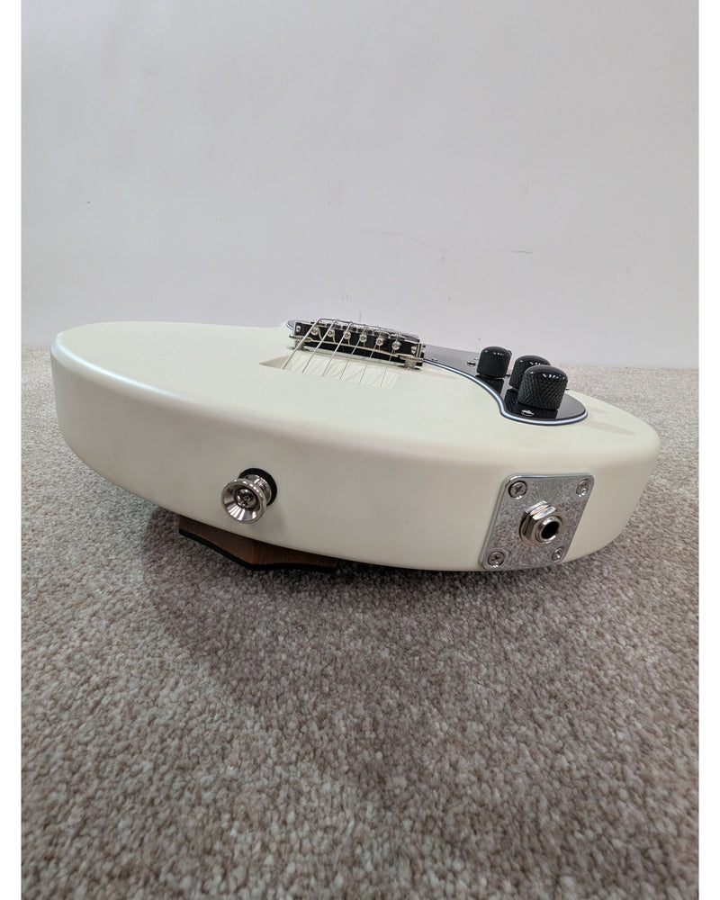 Ciari Ascender Trio - Electric Guitar - Cream/Black - Like New w/ Soft Case - image 15