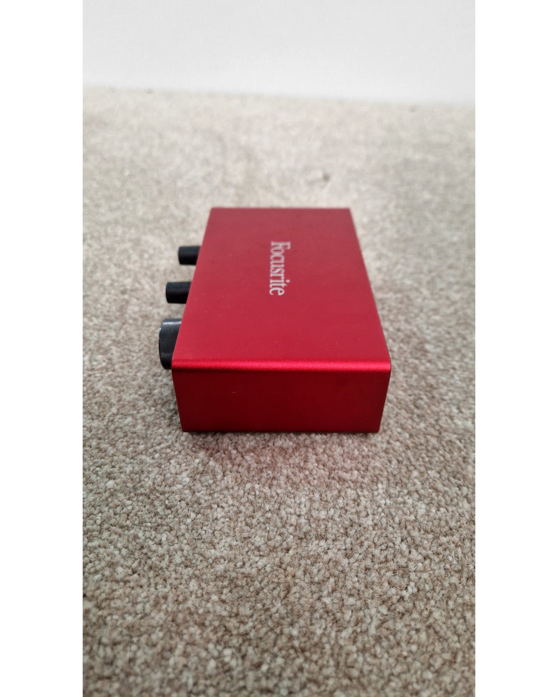 Focusrite Scarlett Solo - Audio Interface - Excellent w/ Original Box - image 7