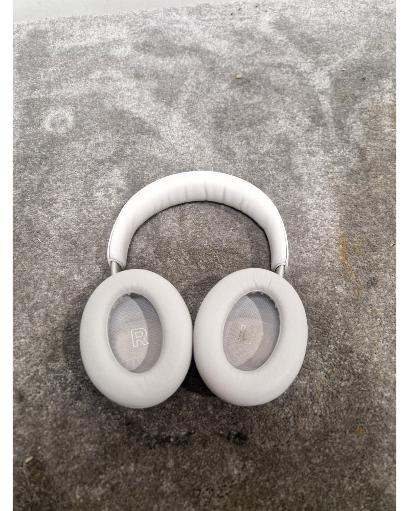 Bose QuietComfort Ultra - Headphones - White - Good w/ Original Box - Image 5