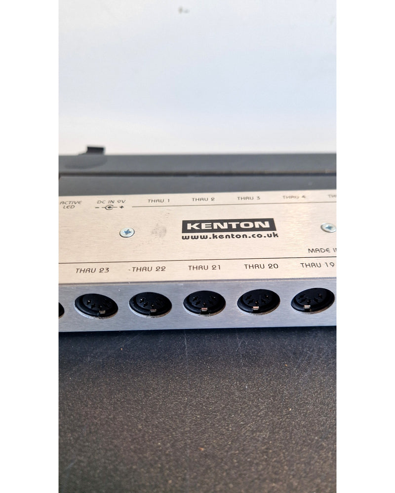 Kenton THRU-25 - MIDI Interface - Silver - Very Good - Image 4