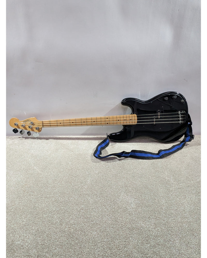 Fender Roger Waters Precision Bass - Bass Guitar - Black - Excellent w/ Hard Case - image 10