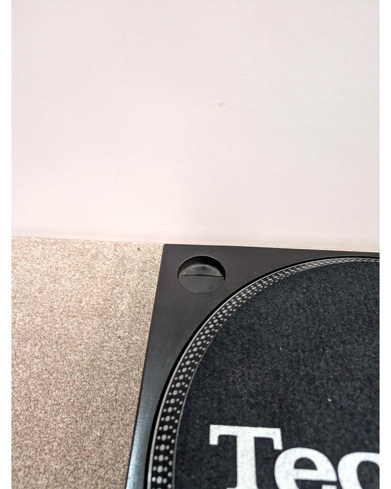Technics SL-1210MK2 - Turntable - Black - Spares or Repair - image 11