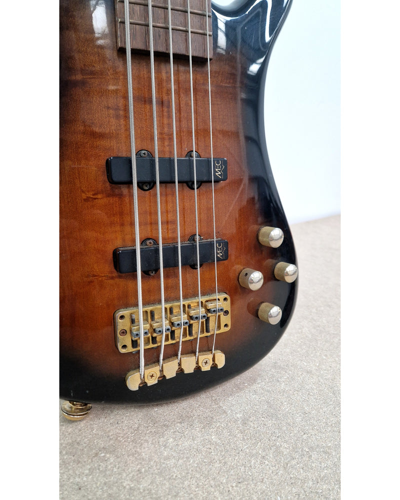 Warwick Streamer LX - Bass Guitar - Maple Burst – Bass Guitar - Excellent w/ Soft Case - Image 4