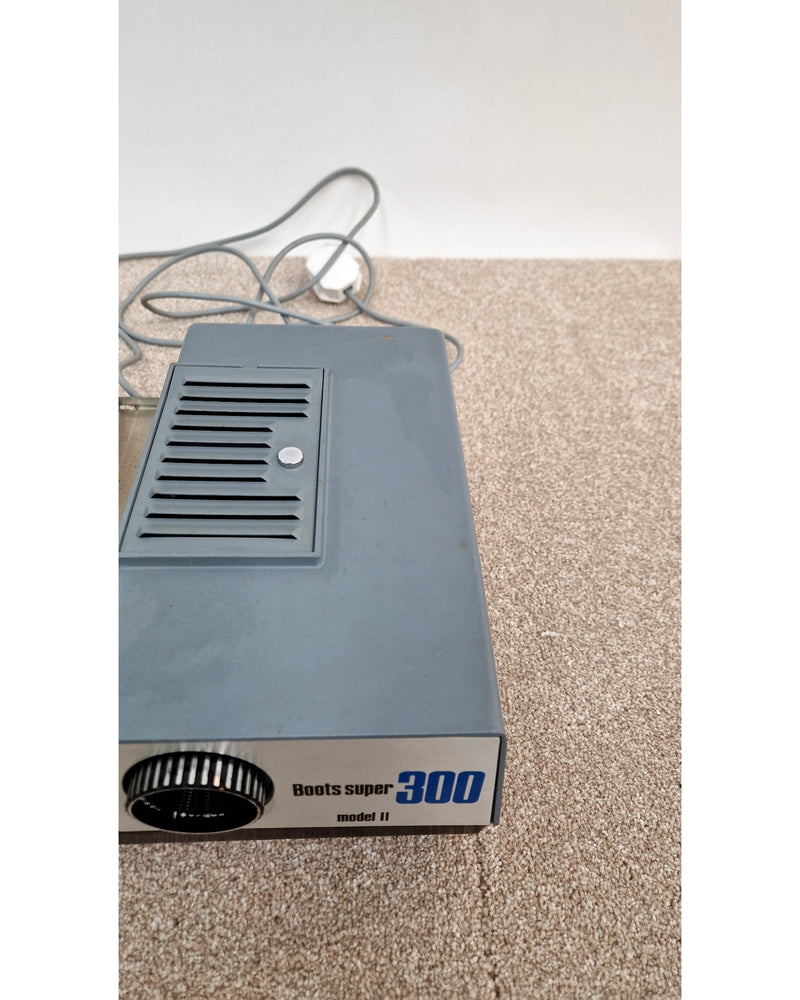 Super 300 Model 11 - Slide Projector - Very Good w/ Original Box - Image 7