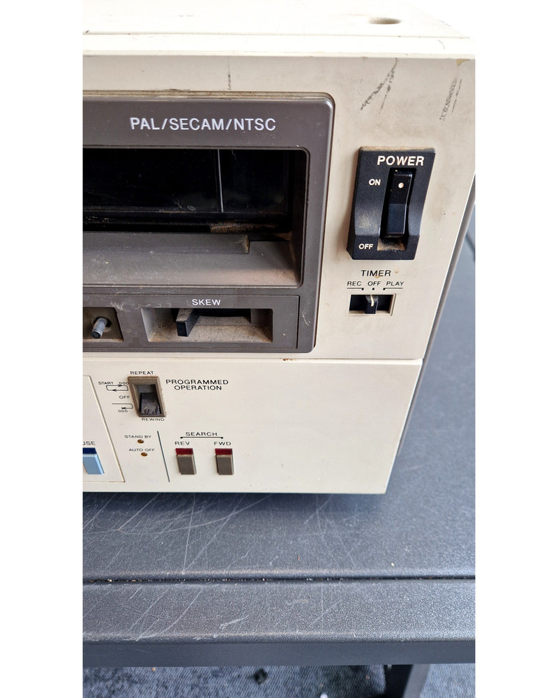 Sony U-Matic VO-5630 - Video Recorder - Cream - Spares or Repair - image 7