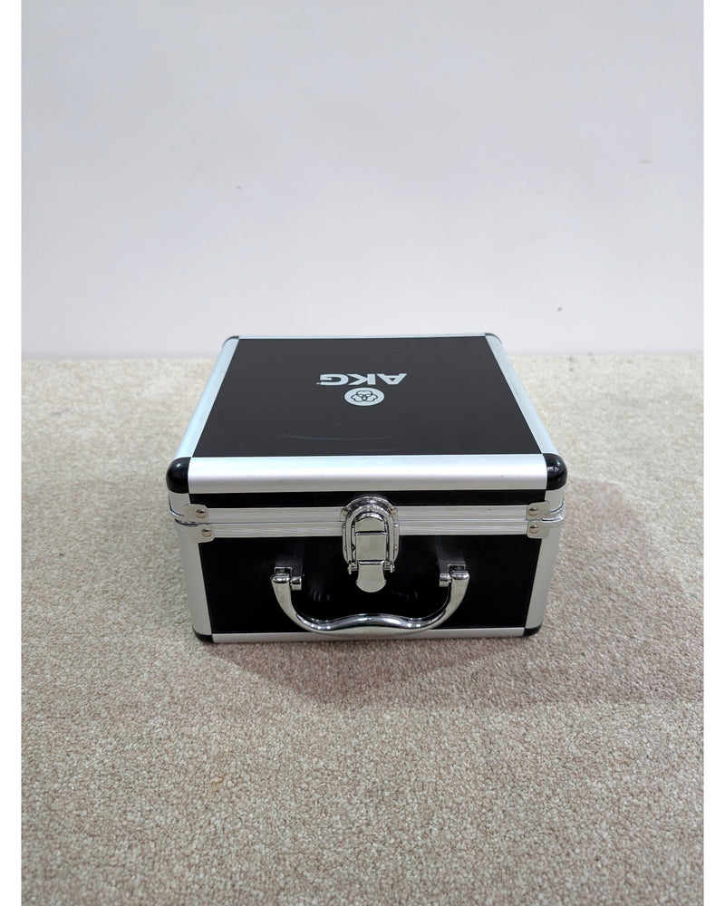 AKG P220 - Condenser Microphone - Black/Silver - Very Good w/ Hard Case & Shock Mount - image 9