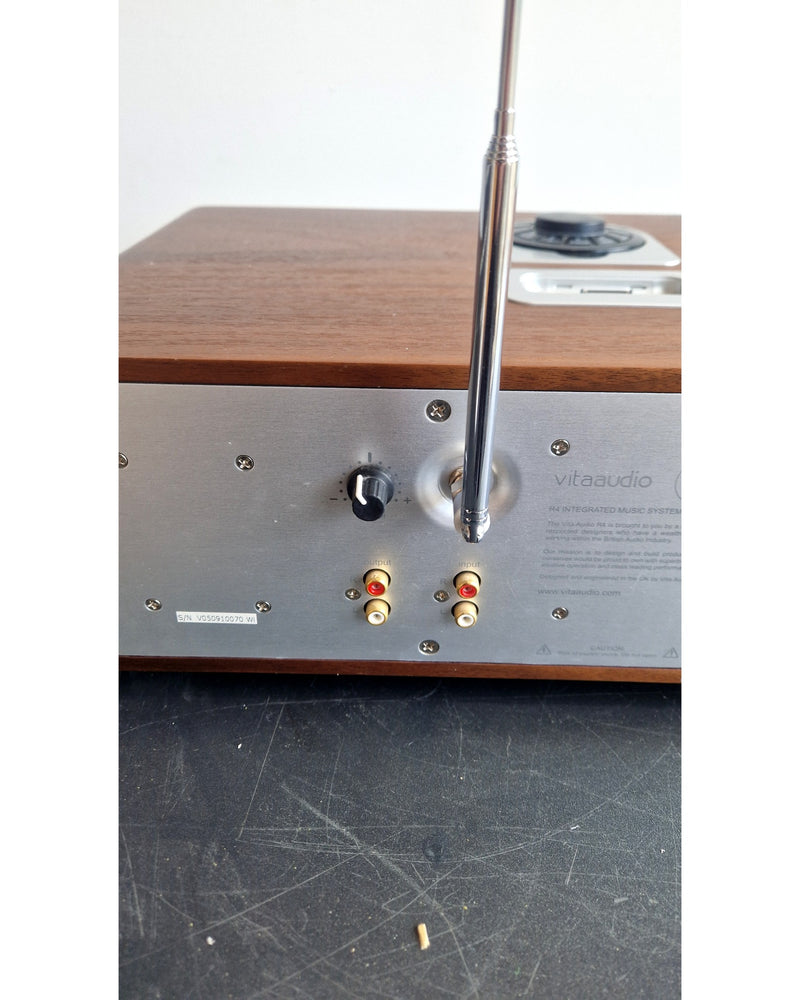 Vita Audio R4 - Hi-Fi - Excellent w/ remote - Image 10