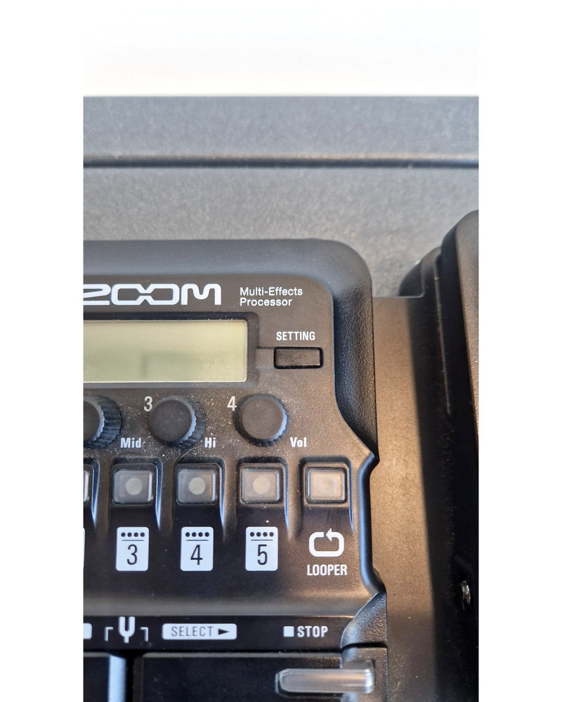 Zoom G1X FOUR - Effects Pedal - Excellent w/ power supply - Image 4