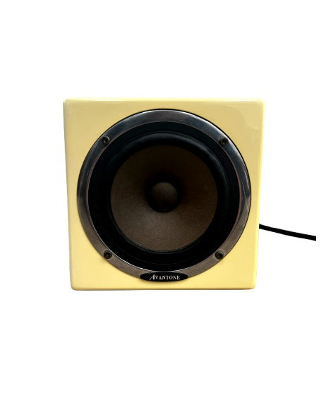 Avantone Active MixCube - Studio Monitors - Cream - Excellent w/ power supply - Image 1