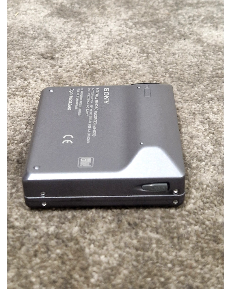 Sony MZ-G750 - MiniDisc Recorder/Walkman - Silver - Excellent - Image 6