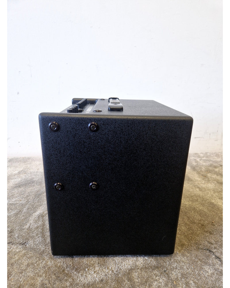 Tanglewood T6 Acoustic Guitar Combo Amp - Refurbished - Image 10