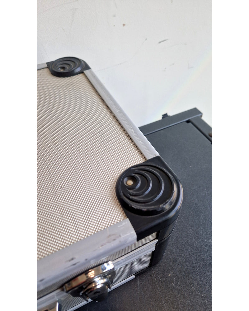 Unbranded Metal Case - Carry Handle - Tool Case - Good - image 9