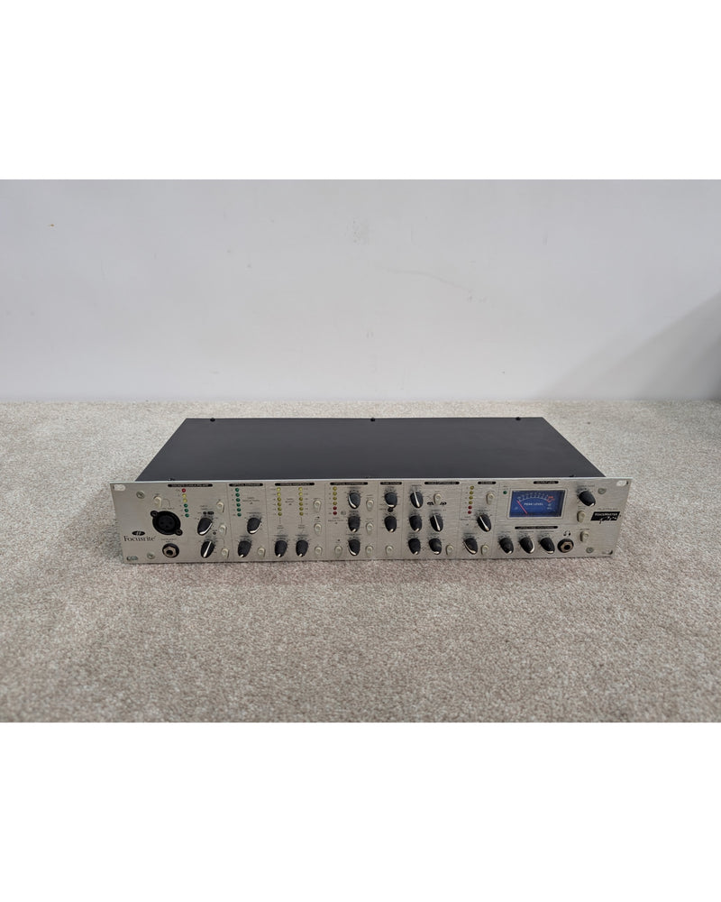 Focusrite PLATINUM VoiceMaster pro - Preamp - Silver/Black - Very Good w/ Original Box & Manuals - image 2