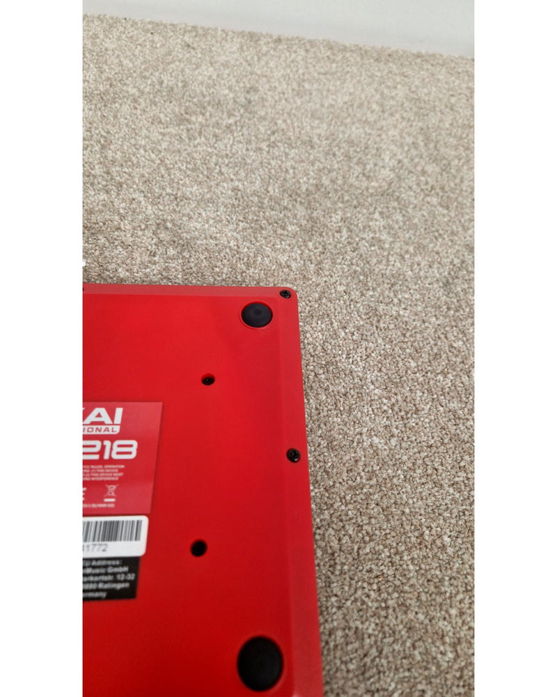 AKAI MPD218 - MIDI Controller - Like New w/ Original Box & USB Cable - image 6