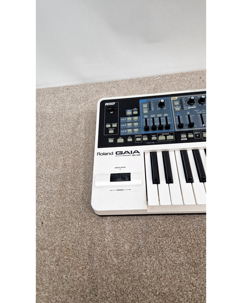 Roland Gaia SH-01 (Mk1) - Synthesizer Keyboards - Good w/ Power Supply - image 5