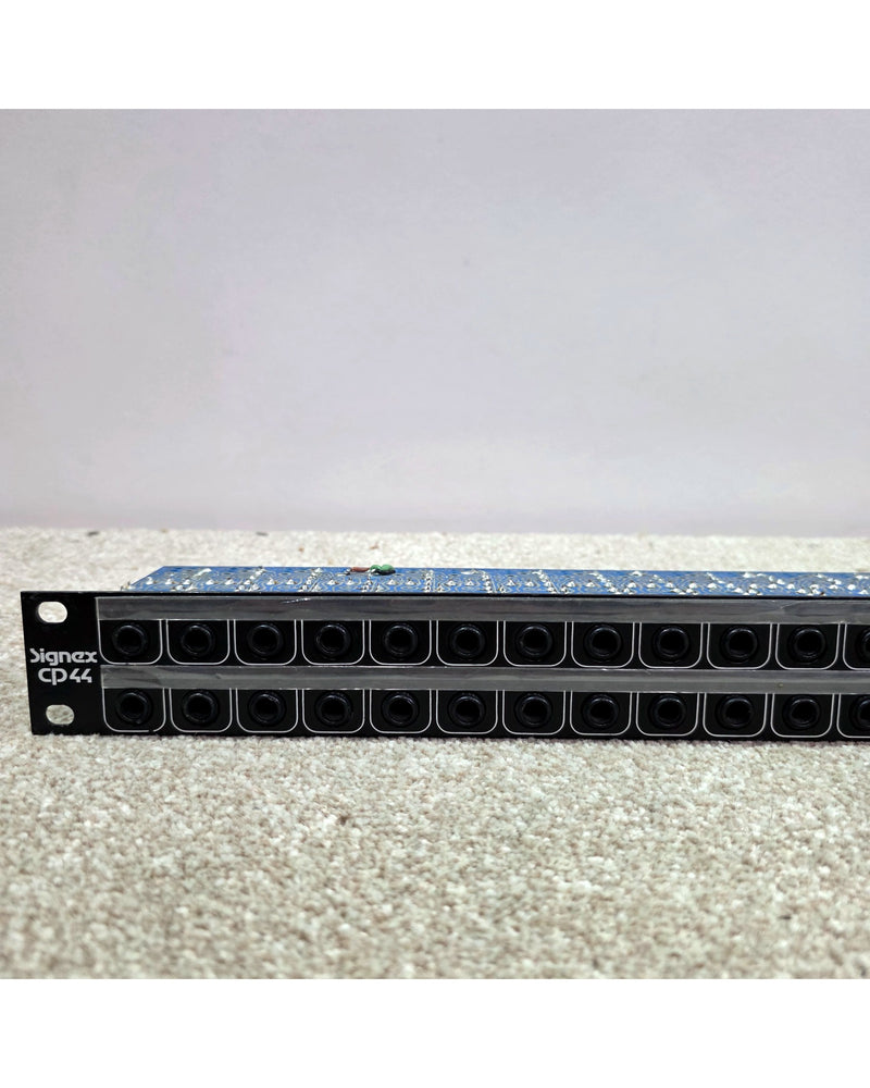 Signex CP44 Isopatch - Rack Effects - Good - image 2