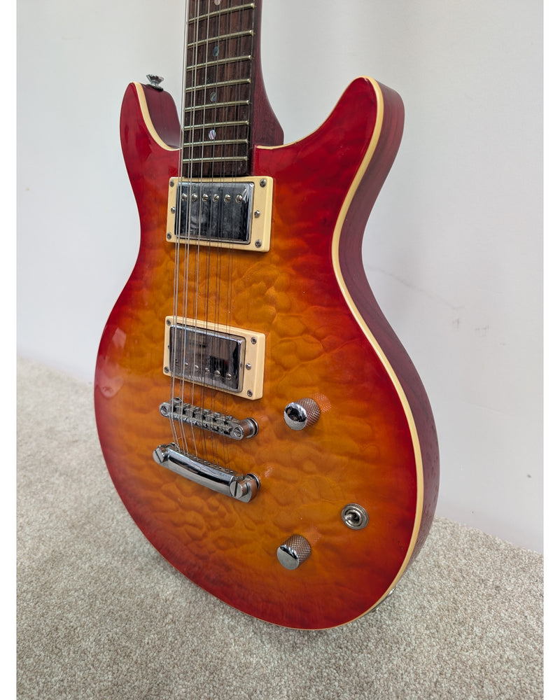 Wolf KT12 - Electric Guitar - Cherry - Very Good w/ Soft Case - image 3
