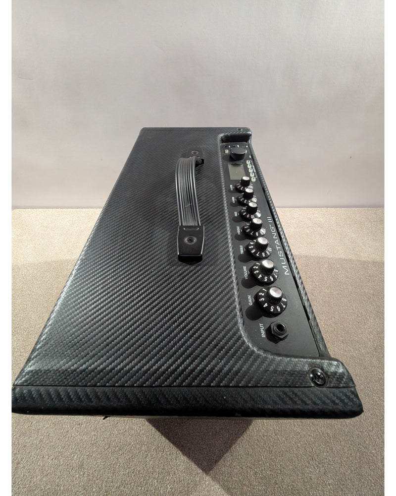 Fender Mustang III - Guitar Amplifier - Very Good - image 10