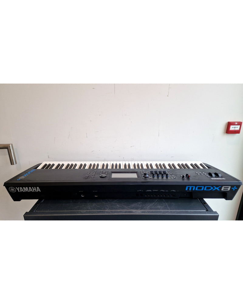 Yamaha MODX 8+ - Synthesizer Keyboards - Very Good w/ Original Box & Power Supply - image 10