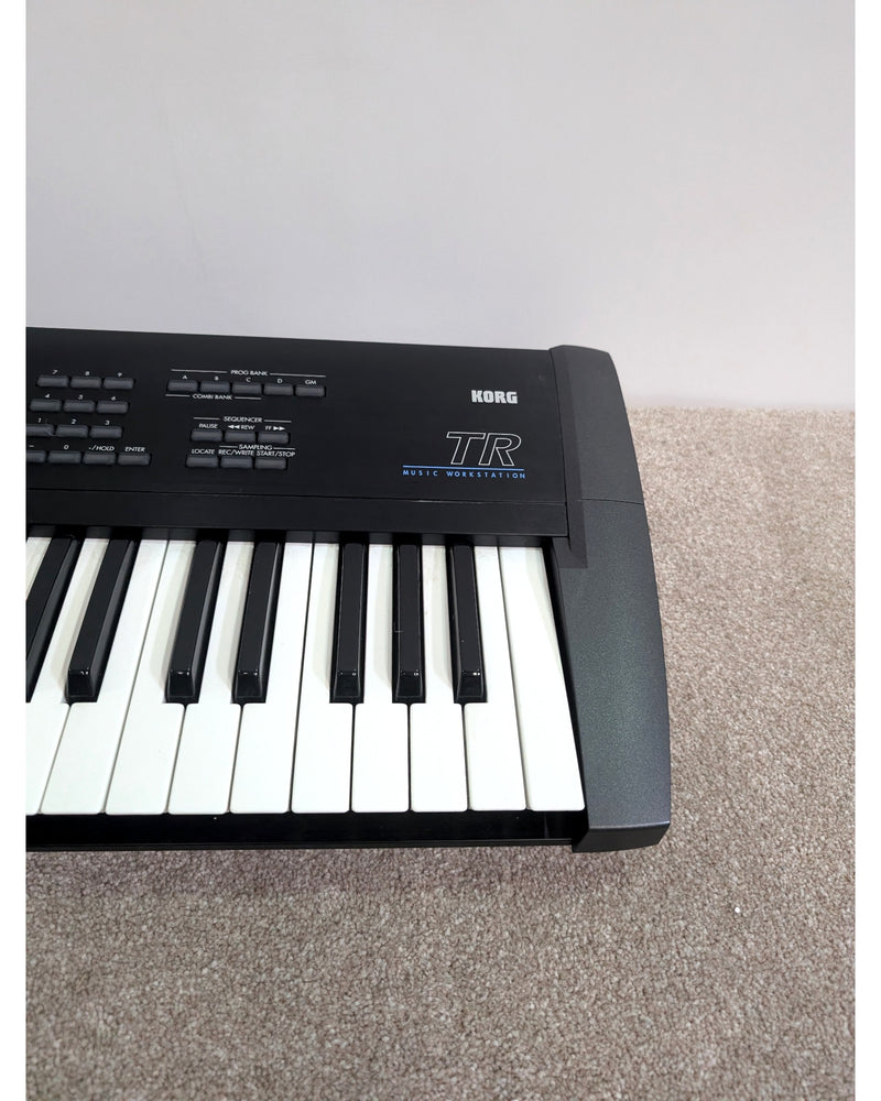 Korg TR61 - Keyboard - Black - Excellent w/ Manuals & Power Supply - image 16