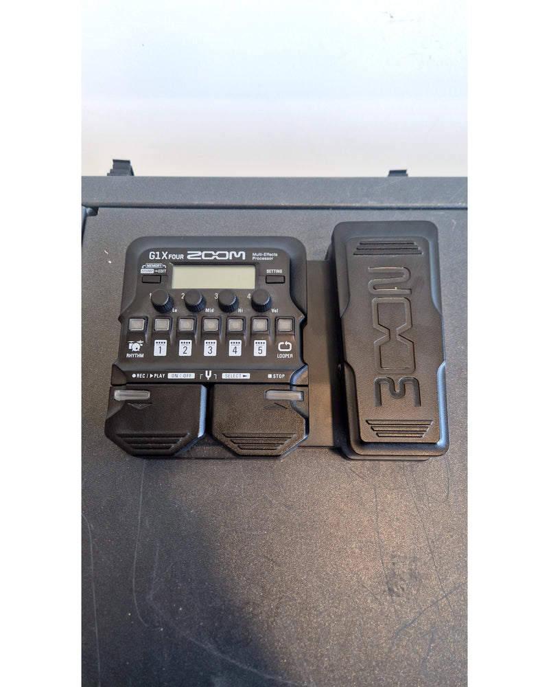 Zoom G1X FOUR - Effects Pedal - Excellent w/ power supply - Image 2