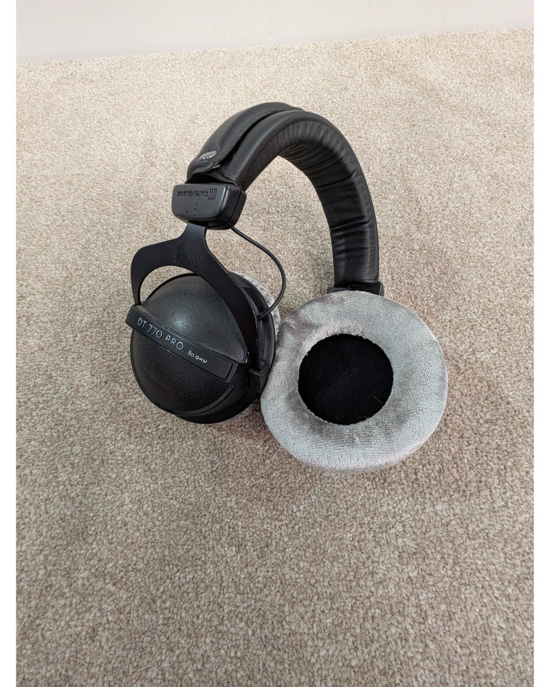 Beyerdynamic DT 770 Pro - Headphones - Excellent w/ Original Box - image 9