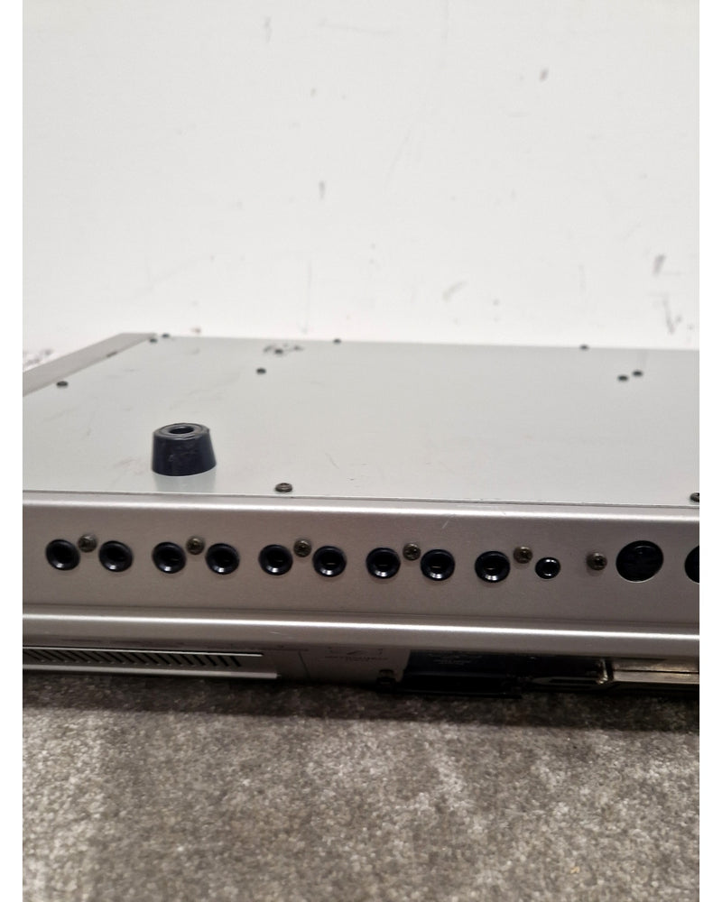 Yamaha Motif6 - Musical Keyboards - Silver - Very Good - Image 6