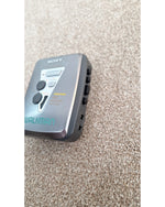 Sony WM-EX382 - Cassette Walkman - Excellent w/ Original Box - Image 3