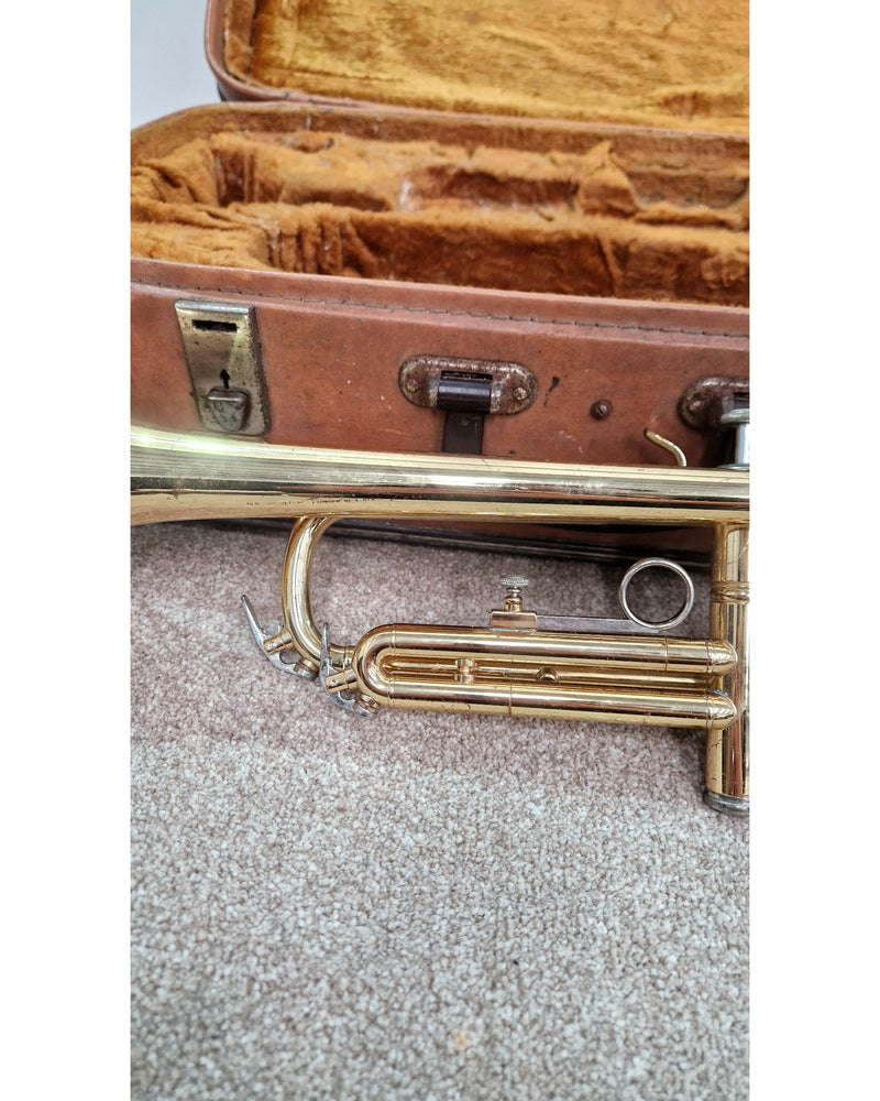 Elkhart Series II - Trumpets & Cornets - Gold - Fair w/ Hard Case - image 5