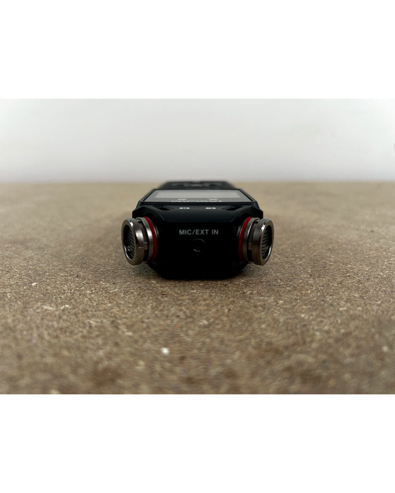 Tascam DR-05XP - Audio Recorder - Like New w/ Soft Case - Image 3