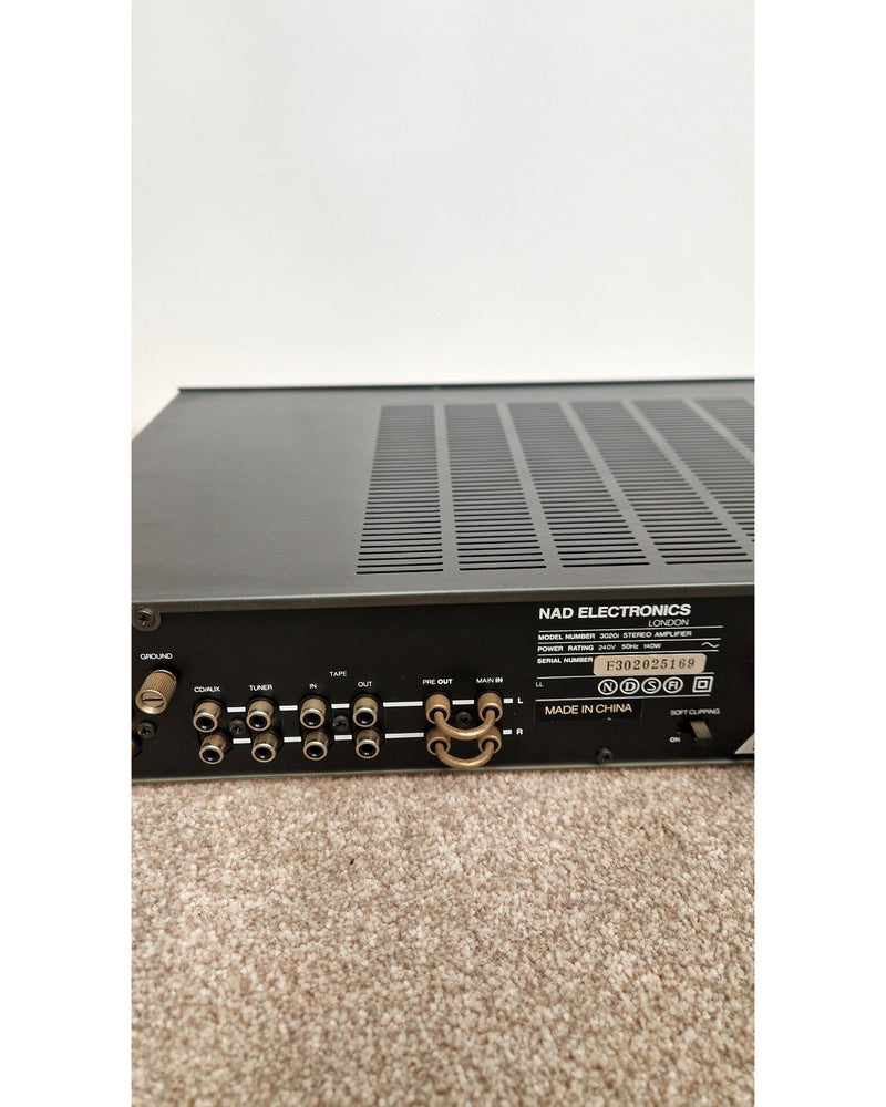 NAD 3020i - Hi-Fi Amplifier - Good - image 12