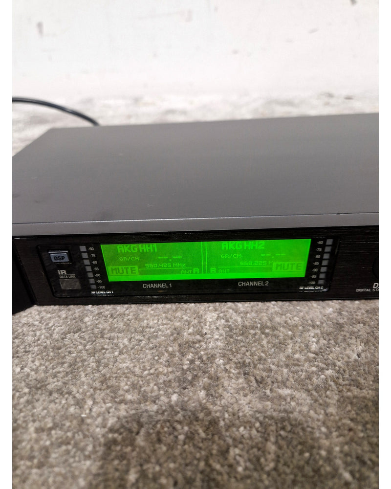AKG DSR800 - Digital Wireless Stationary Receiver - Excellent - Image 4