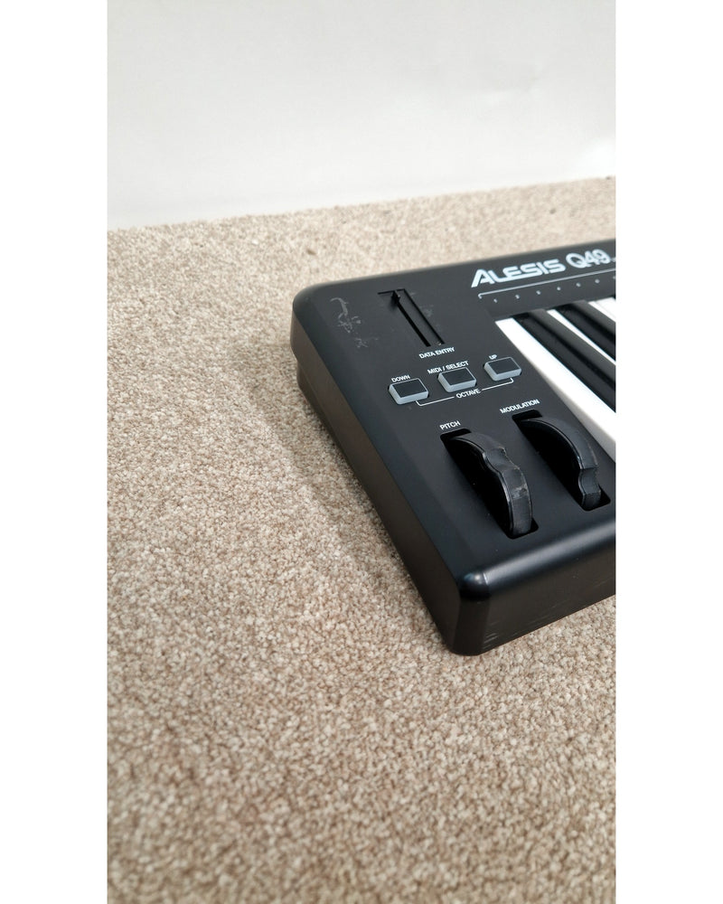 Alesis Q49 - Fair - image 7