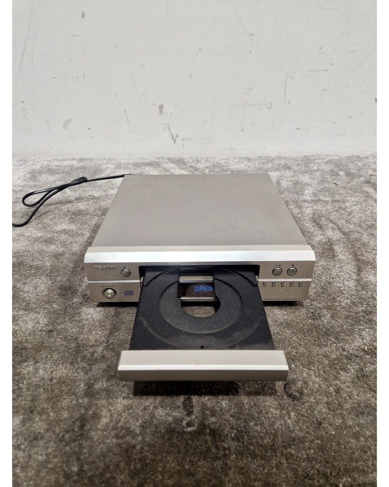 Denon DCD-F101 - Compact Disc Player - Silver - Excellent - Image 3
