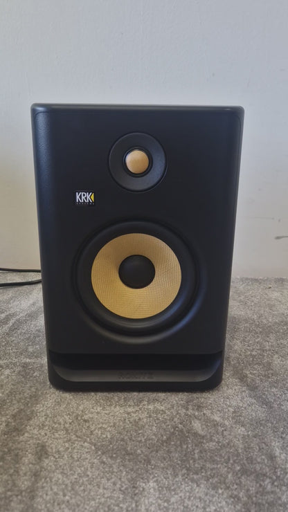 KRK Rokit 7 G4 Studio Monitor – Kevlar Drivers & DSP Room Tuning - Excellent