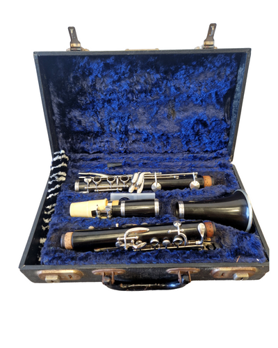 F. Buisson Model 90 Clarinet – Wooden Body & Vintage Styling – Good