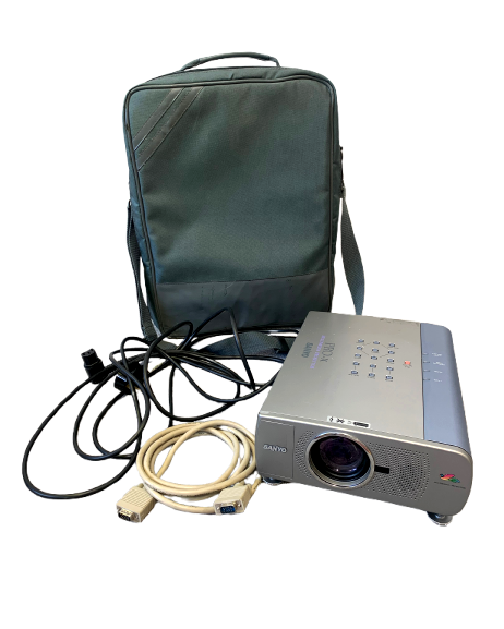 Sanyo Pro-X PLC-SU20E Multimedia Projector – w/ Power Lead, VGA Cable, Carry Case – Very Good