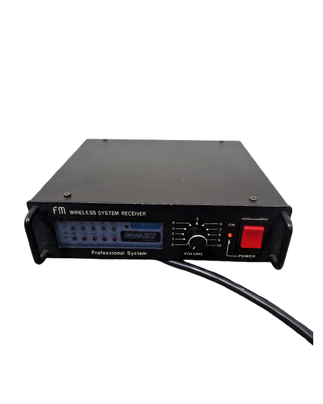 FM Wireless System Receiver Audio Equipment - Wireless Connectivity, Durable Design - Very Good